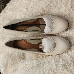 Gabriella Rocha Beige Heel